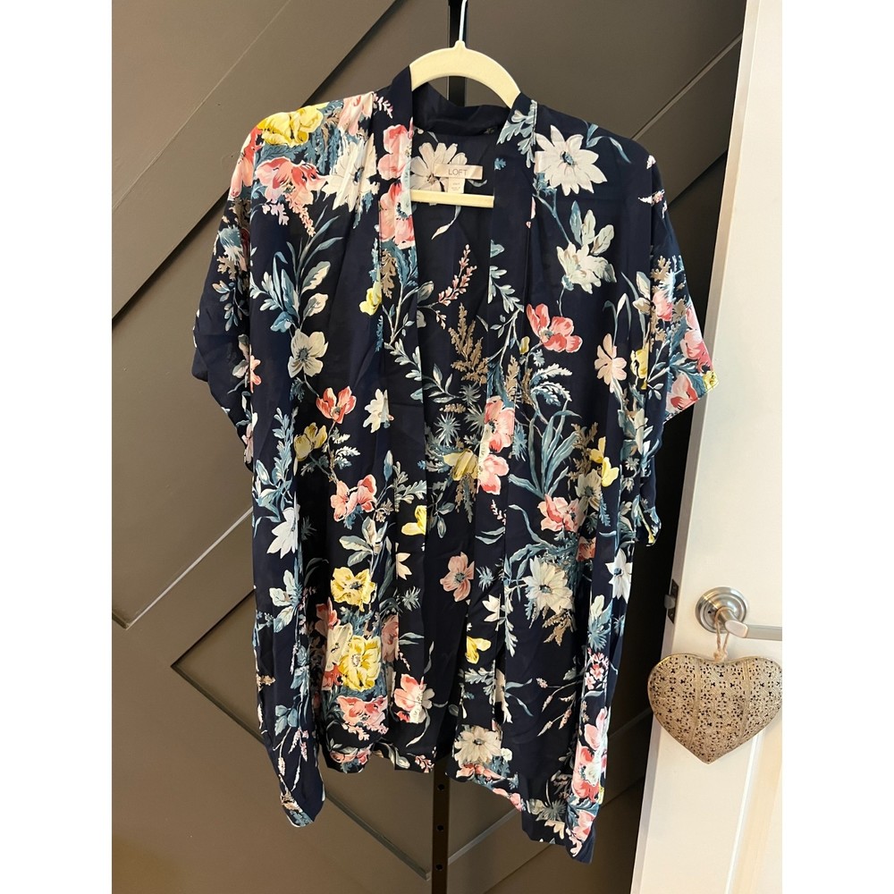 LOFT blue floral kimono XS/S